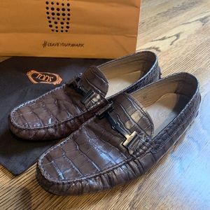 Tod’s Alligator Embossed Drivers